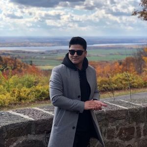 Meet your Posher, Amin